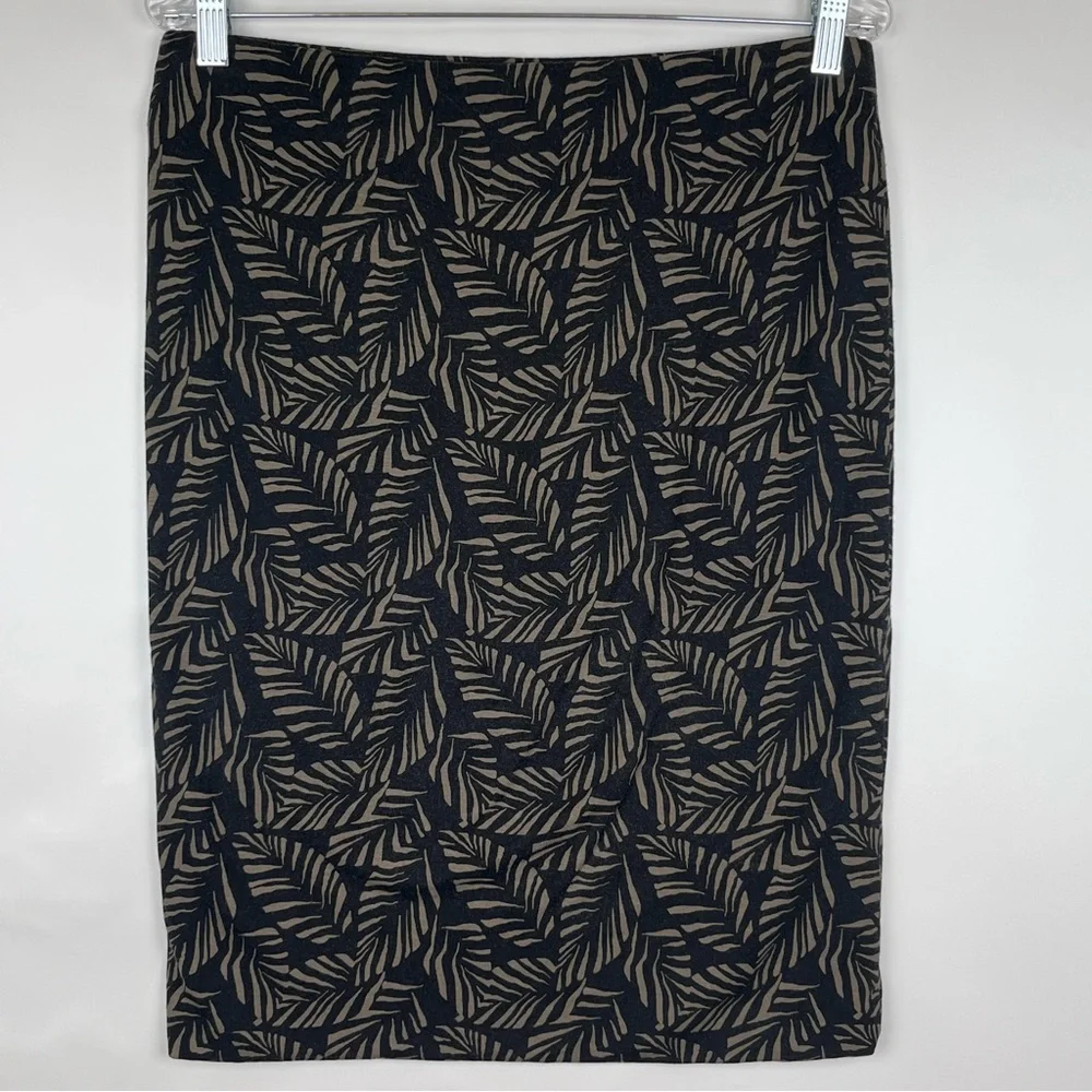 LOFT elastic waistband